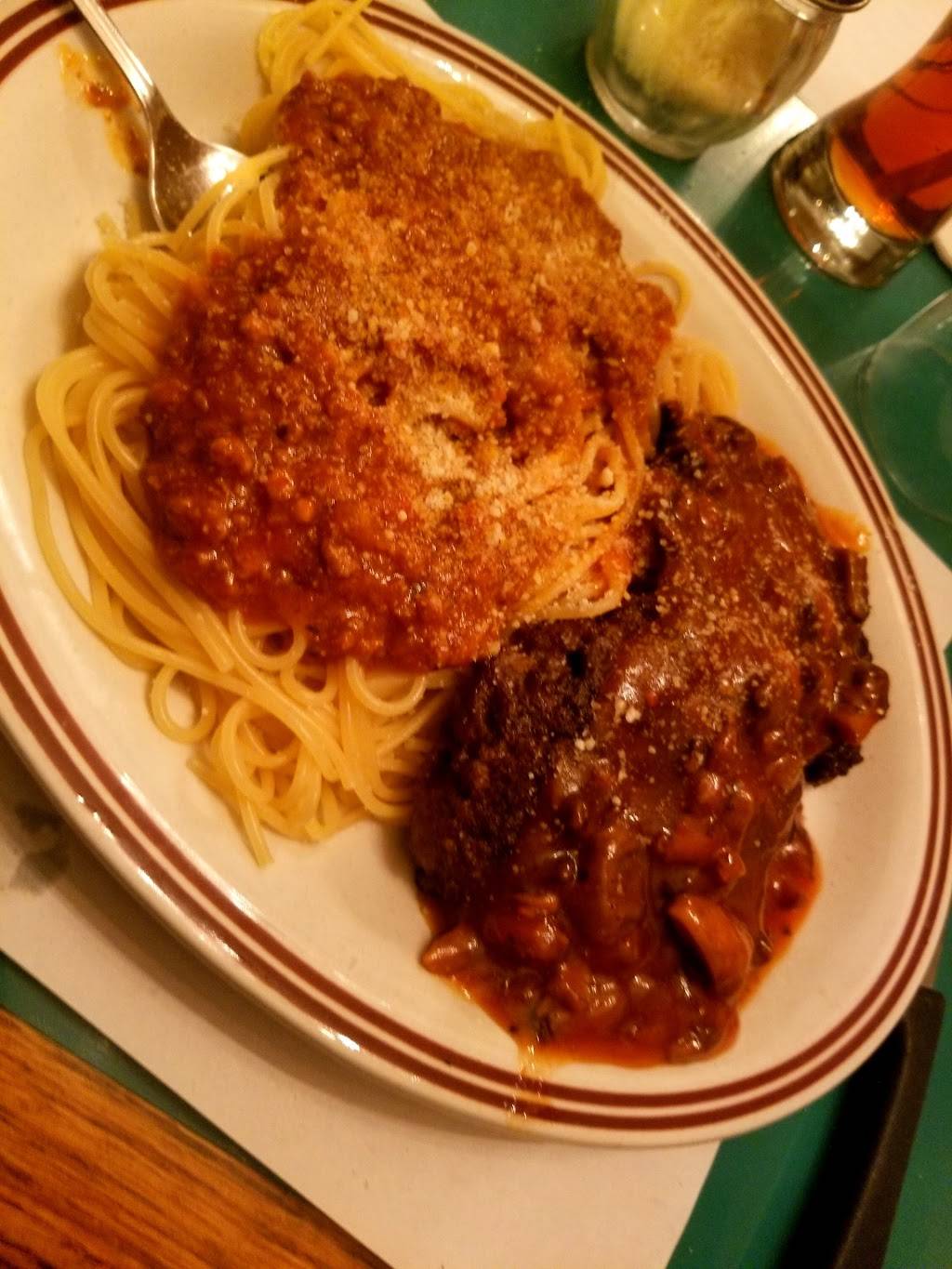 Hi-Way Restaurant | restaurant | 63 Queensway West, Simcoe, ON N3Y 2M2, Canada | 5194260380 OR +1 519-426-0380