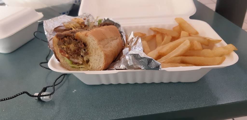 Halal American kitchen cafe | restaurant | Eastpoint Mall, Baltimore, MD 21224, USA | 4102841580 OR +1 410-284-1580