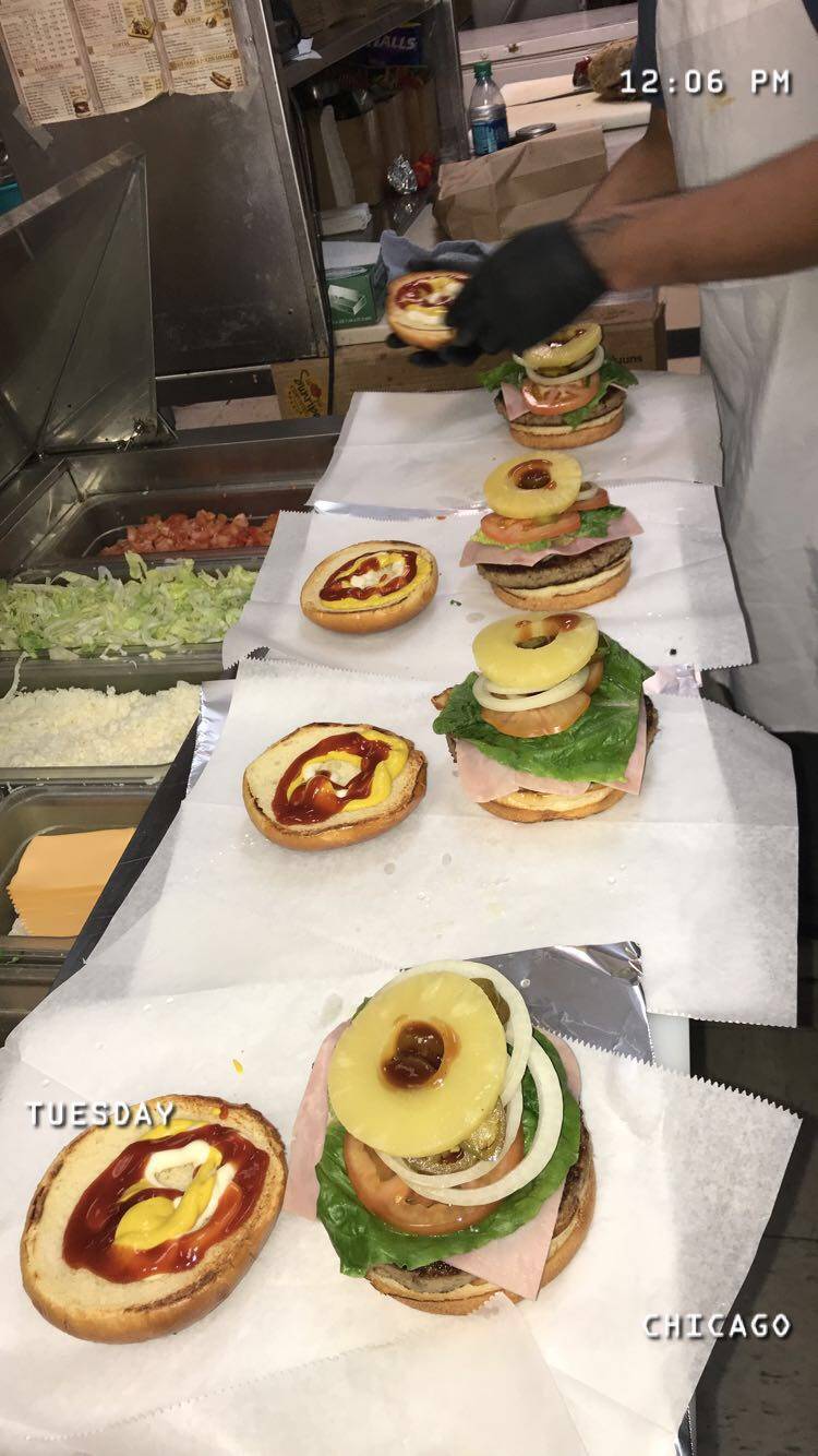 RoselandPizza&Tacos | restaurant | 135 E 115th St, Chicago, IL 60628, USA | 7732642000 OR +1 773-264-2000