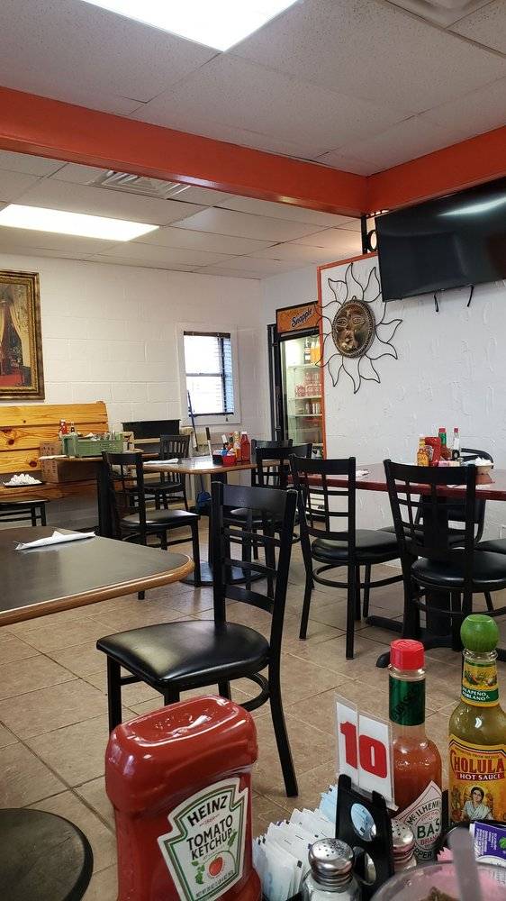 Lily’s Cafe | restaurant | 107 N Butler Dr, Allen, TX 75013, USA | 4693931195 OR +1 469-393-1195