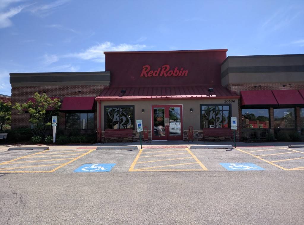 Red Robin Gourmet Burgers and Brews | restaurant | 20506 N Rand Rd, Deer Park, IL 60010, USA | 8474386878 OR +1 847-438-6878