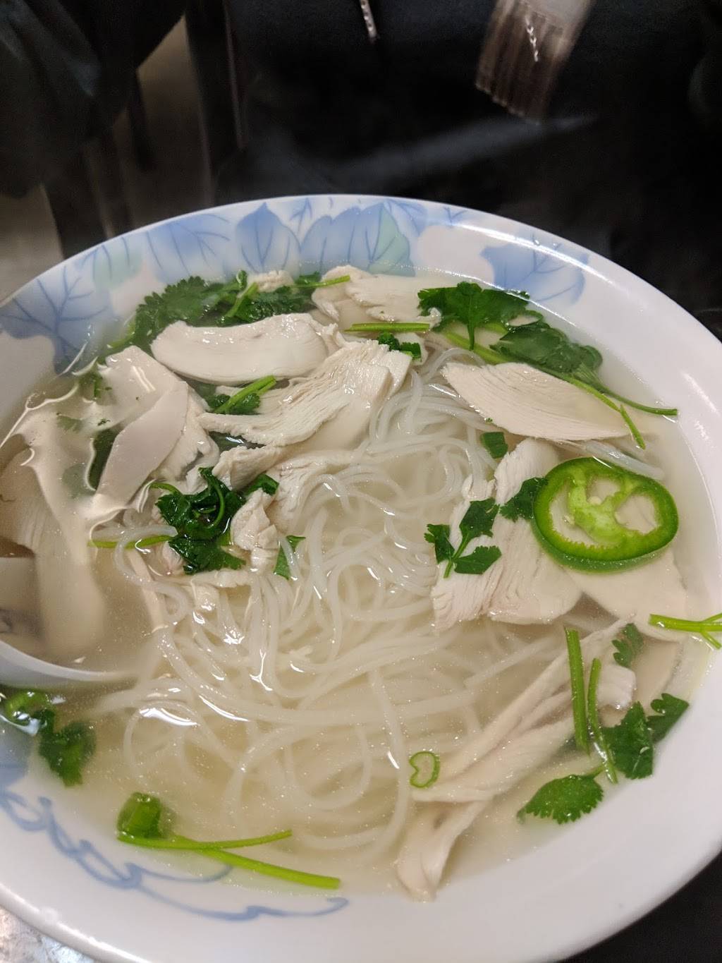 Phở Ý #1 Noodle House | restaurant | 1660 Capitol Expy, San Jose, CA 95121, USA | 4082741769 OR +1 408-274-1769