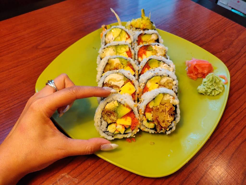 Sushi Bong | restaurant | Shops on Yonge 7181 Yonge Street #27, Thornhill, ON L3T 0C7, Canada | 9055972200 OR +1 905-597-2200