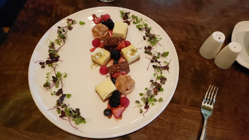 Haven | restaurant | 2 Main St, Edgewater, NJ 07020, USA | 2019431900 OR +1 201-943-1900