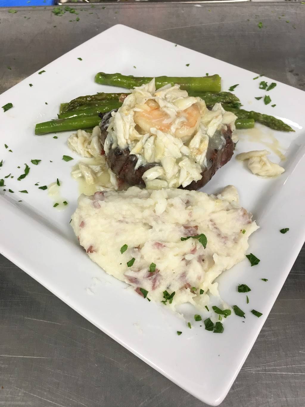 Bait Box Restaurant | restaurant | 30 Hancock Harbor Rd, Greenwich, NJ 08323, USA | 8564552610 OR +1 856-455-2610