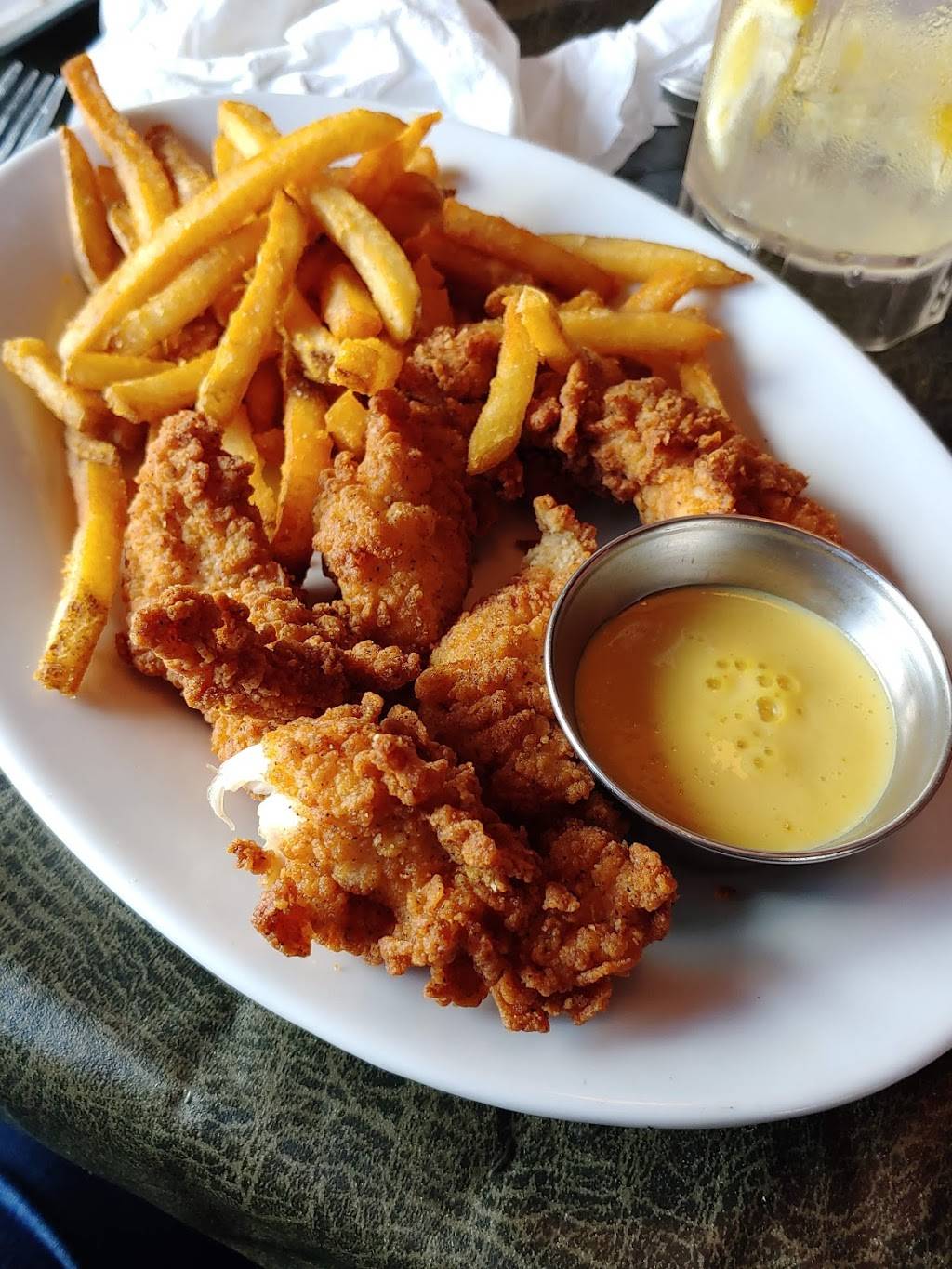 Ruby Tuesday | restaurant | 7406 Chapman Hwy, Knoxville, TN 37920, USA | 8655774070 OR +1 865-577-4070