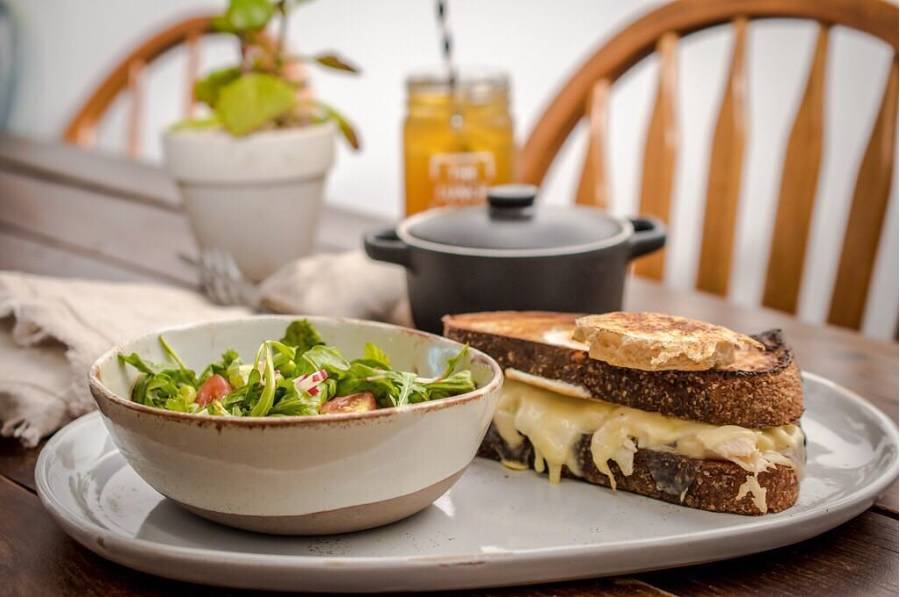 Front of the House (FOH) | restaurant | 7630 Biscayne Blvd, Miami, FL 33138, USA | 3057577940 OR +1 305-757-7940