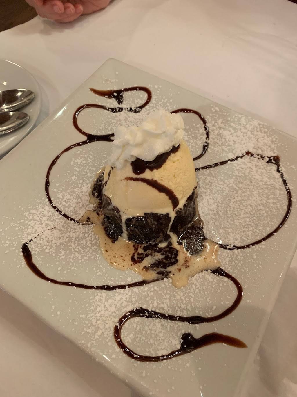 Antique Table Restaurant | restaurant | 7 Central St, Manchester-by-the-Sea, MA 01944, USA | 9787049833 OR +1 978-704-9833