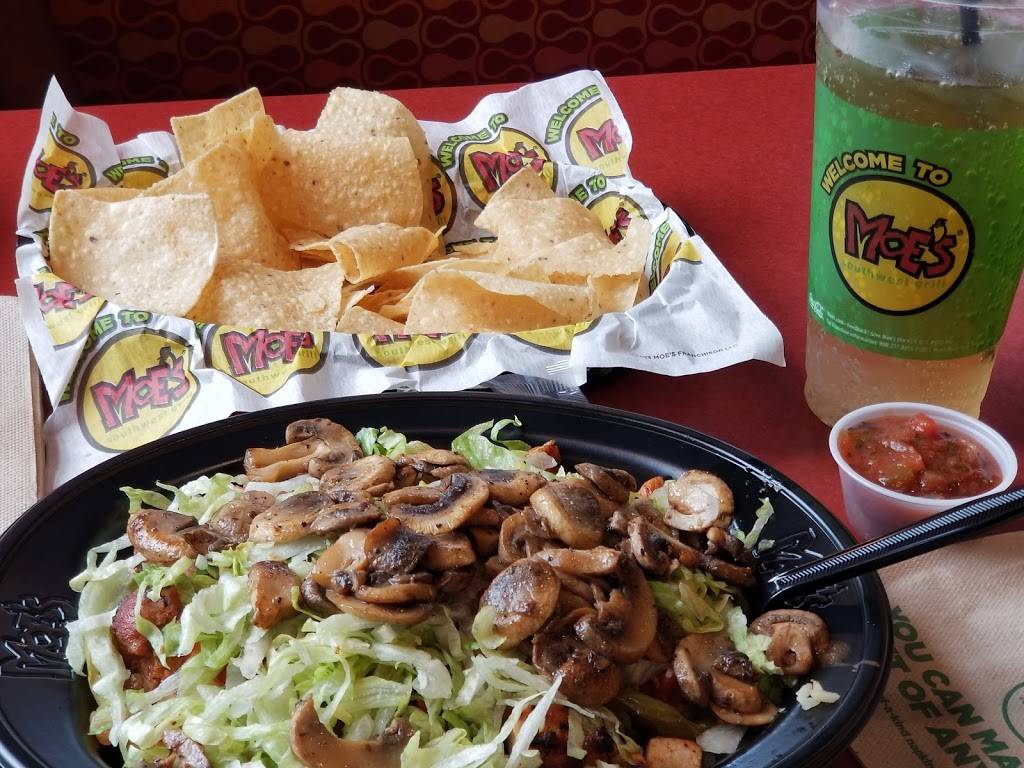 Moes Southwest Grill | restaurant | 2620 SE Federal Hwy, Stuart, FL 34994, USA | 7726786696 OR +1 772-678-6696