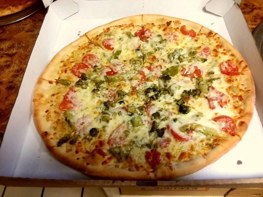 Steves Pizzeria | restaurant | 1005 S Greenwood Ave, Easton, PA 18045, USA | 6102527756 OR +1 610-252-7756