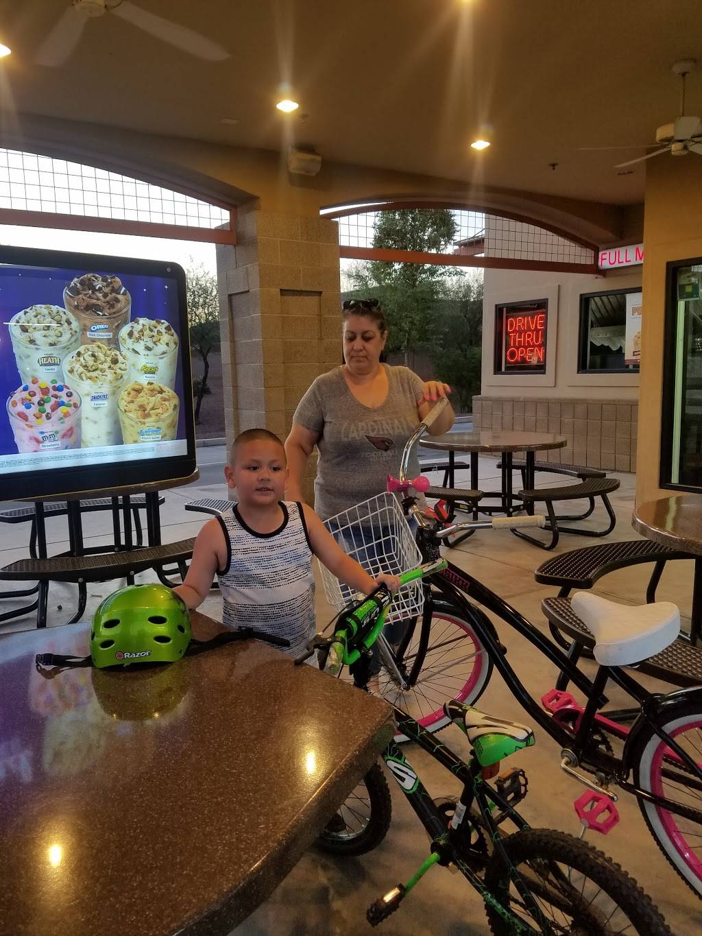 Sonic Drive-In | restaurant | 10750 W Lower Buckeye Rd, Avondale, AZ 85323, USA | 6233885887 OR +1 623-388-5887