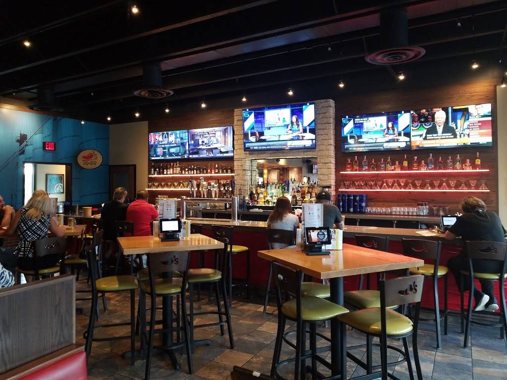 Chilis Grill & Bar | meal takeaway | 28444 FL-54, Wesley Chapel, FL 33543, USA | 8139919752 OR +1 813-991-9752