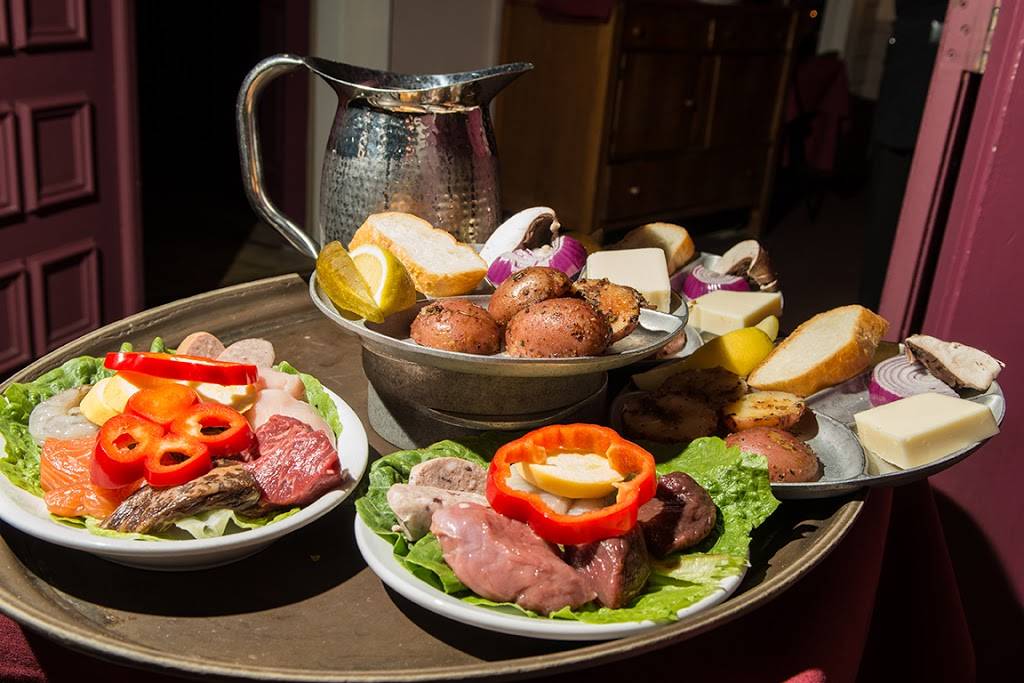 Mona Lisa Fondue Restaurant | restaurant | 733 Manitou Ave, Manitou Springs, CO 80829, USA | 7196850277 OR +1 719-685-0277