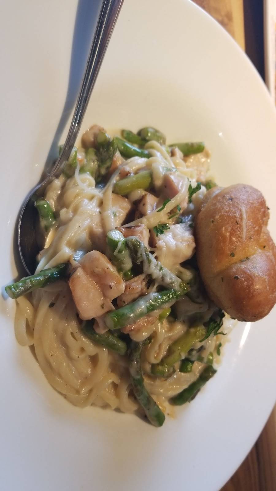 Hy-Vee Market Grille | restaurant | 9409 Zane Ave N, Brooklyn Park, MN 55443, USA | 7634884500 OR +1 763-488-4500