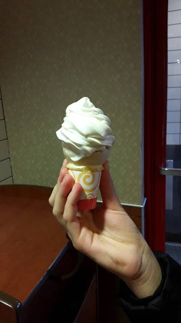 McDonalds | cafe | 413 OBrien Rd, Renfrew, ON K7V 3Z3, Canada | 6134327025 OR +1 613-432-7025