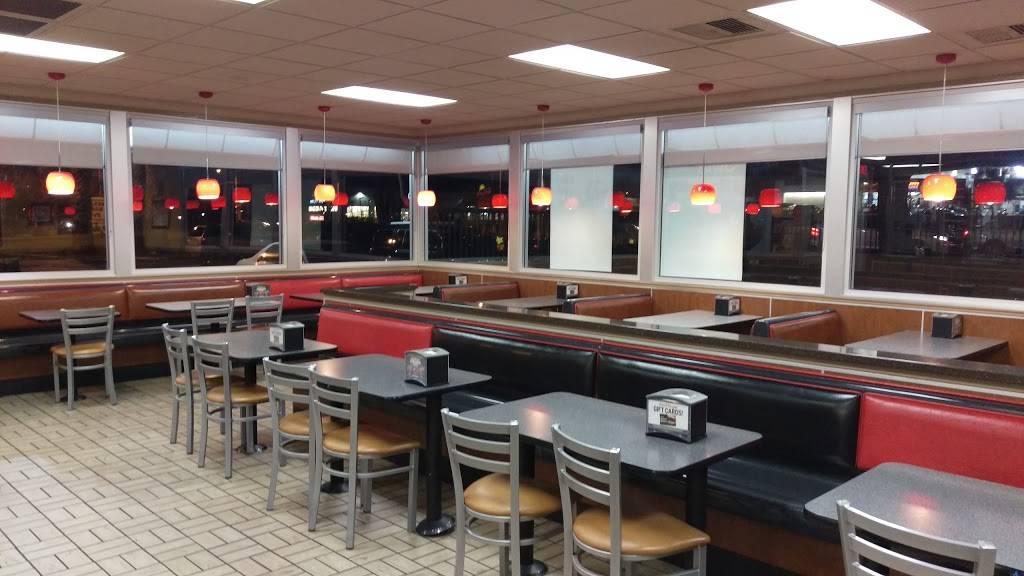 Carls Jr. | restaurant | 2505 E Ave S, Palmdale, CA 93550, USA | 6612664928 OR +1 661-266-4928