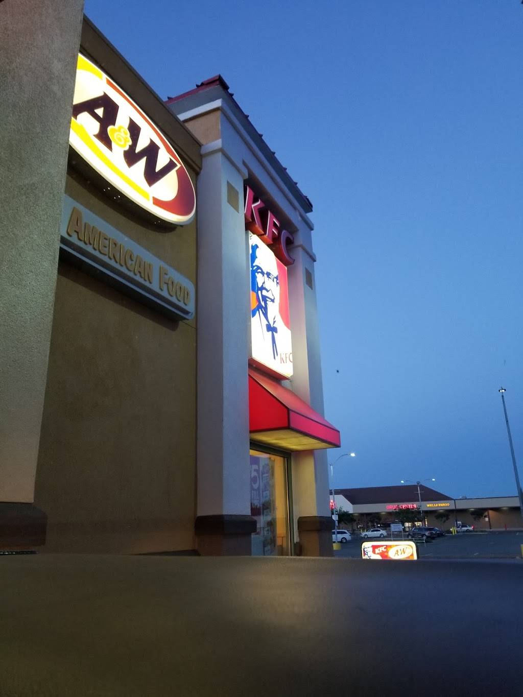 A&W | restaurant | 812 Westacre Rd, West Sacramento, CA 95691, USA | 9163710570 OR +1 916-371-0570