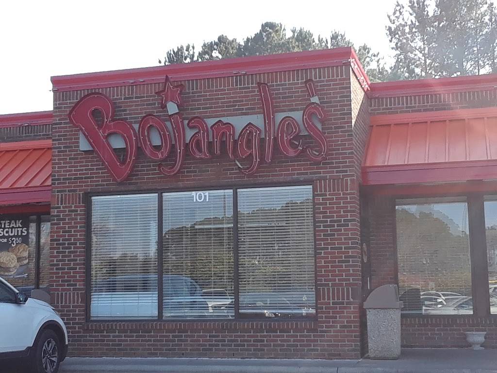 Bojangles Famous Chicken n Biscuits | restaurant | 101 W Nashville Dr, Nashville, NC 27856, USA | 2524595600 OR +1 252-459-5600