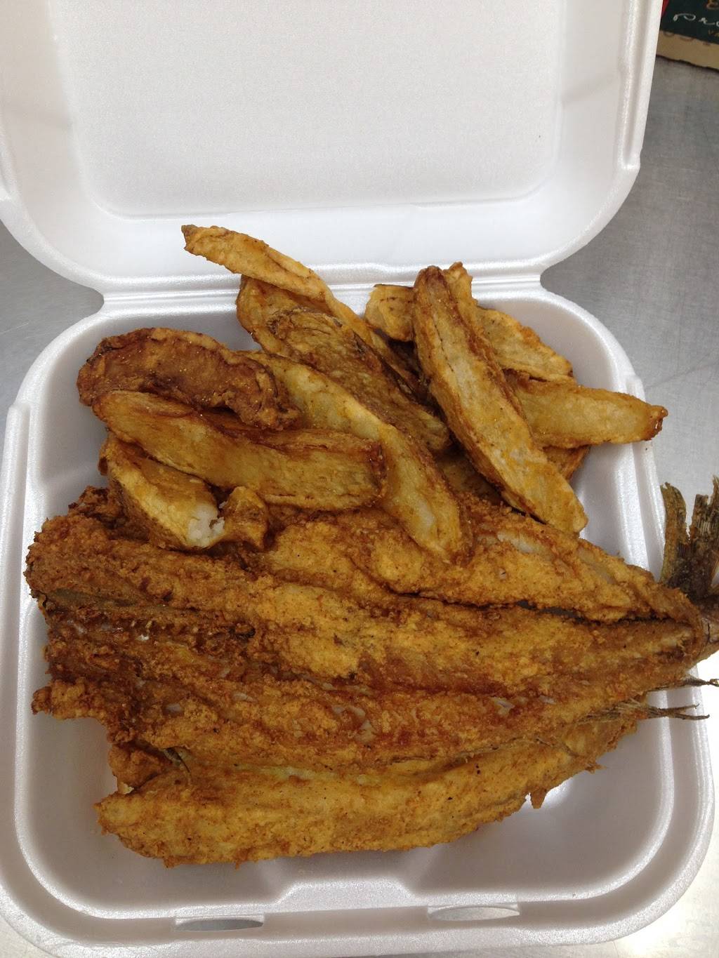 Chicken City | restaurant | 7021 Liberty Rd, Gwynn Oak, MD 21207, USA | 4102651669 OR +1 410-265-1669