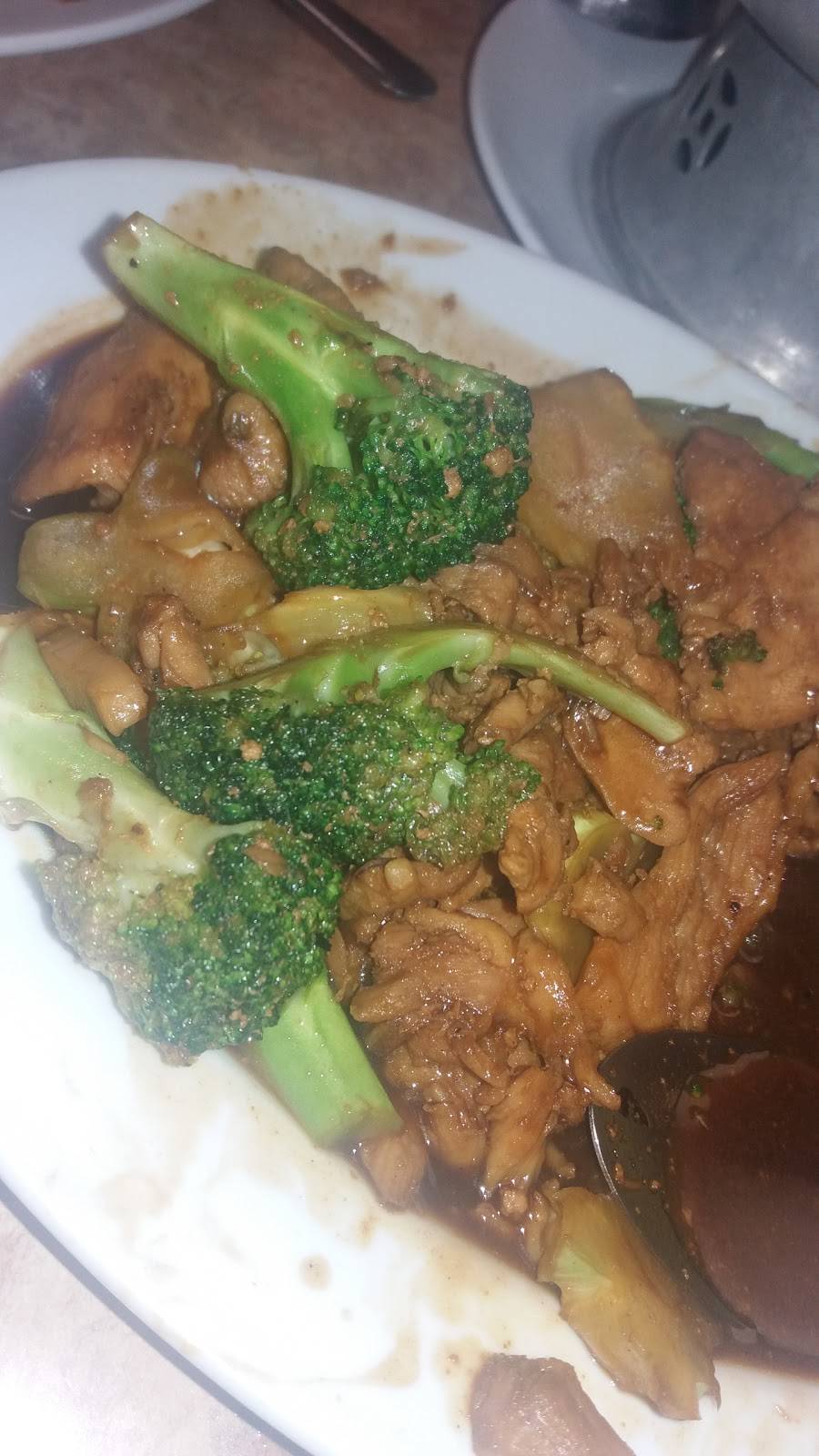 Thai Chinese II | restaurant | 43649 15th St W, Lancaster, CA 93534, USA | 6619492231 OR +1 661-949-2231