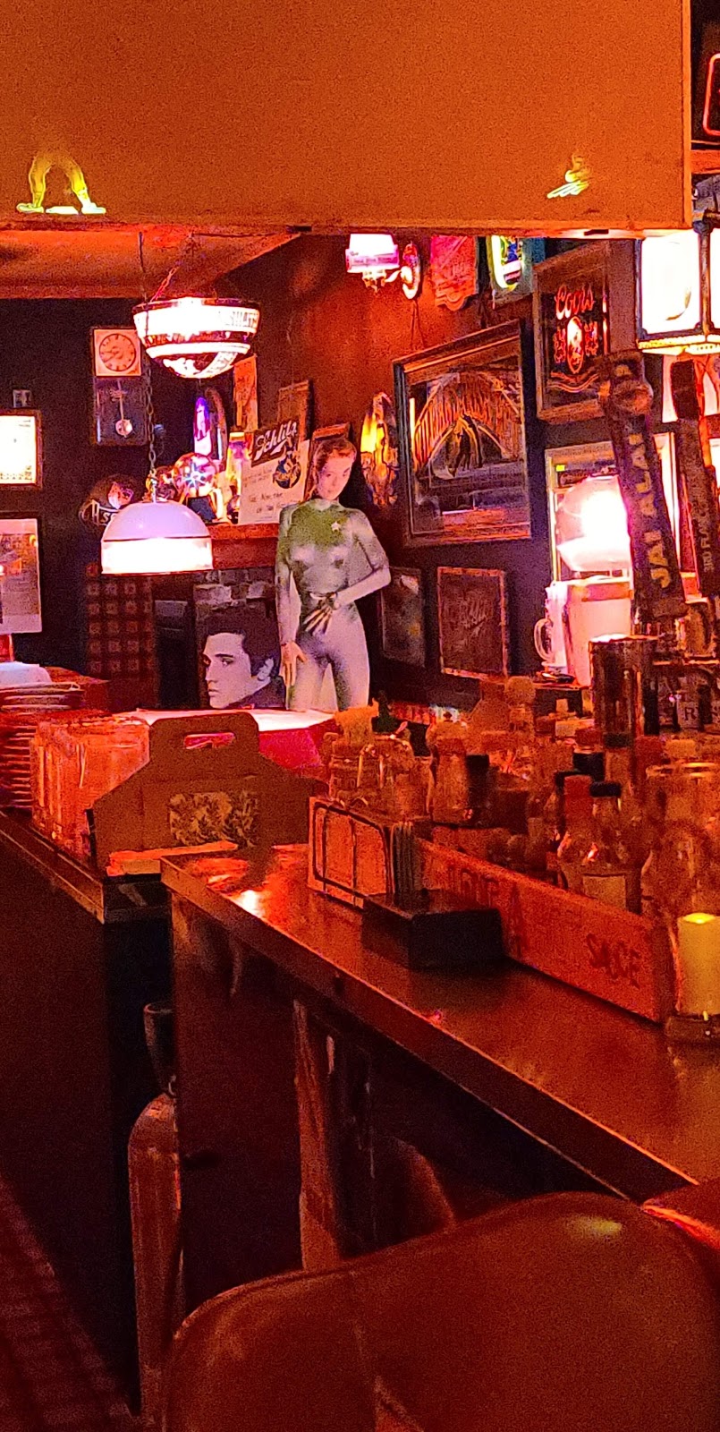 Elbow Room | restaurant | 2213 W Cervantes St, Pensacola, FL 32505, USA | 8504340300 OR +1 850-434-0300