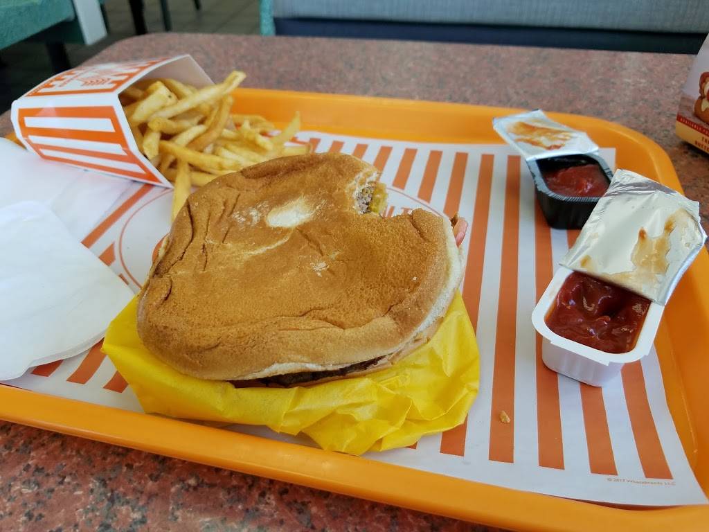 Whataburger | restaurant | 1528 Hewitt Dr, Waco, TX 76712, USA | 2546660925 OR +1 254-666-0925