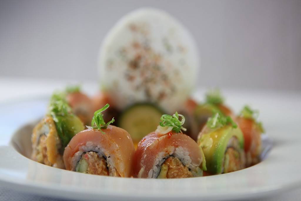 Love Boat Sushi | restaurant | 121 S Las Posas Rd, San Marcos, CA 92078, USA | 7604717722 OR +1 760-471-7722