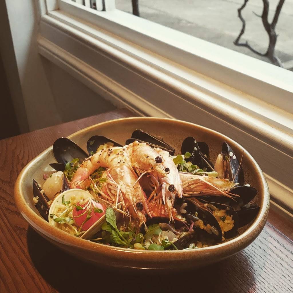 East Coast Provisions | restaurant | 3411 W Cary St, Richmond, VA 23221, USA | 8043533411 OR +1 804-353-3411