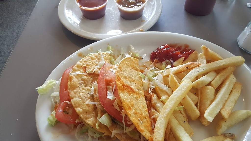 Lollies New Mexican Food | restaurant | 424 Isleta Blvd SW, Albuquerque, NM 87105, USA | 5054529096 OR +1 505-452-9096