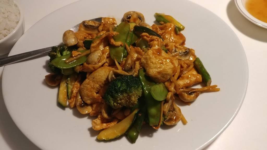 Tasty House Asian Fusion | restaurant | 1828 Central Park Ave, Yonkers, NY 10710, USA | 9149618118 OR +1 914-961-8118