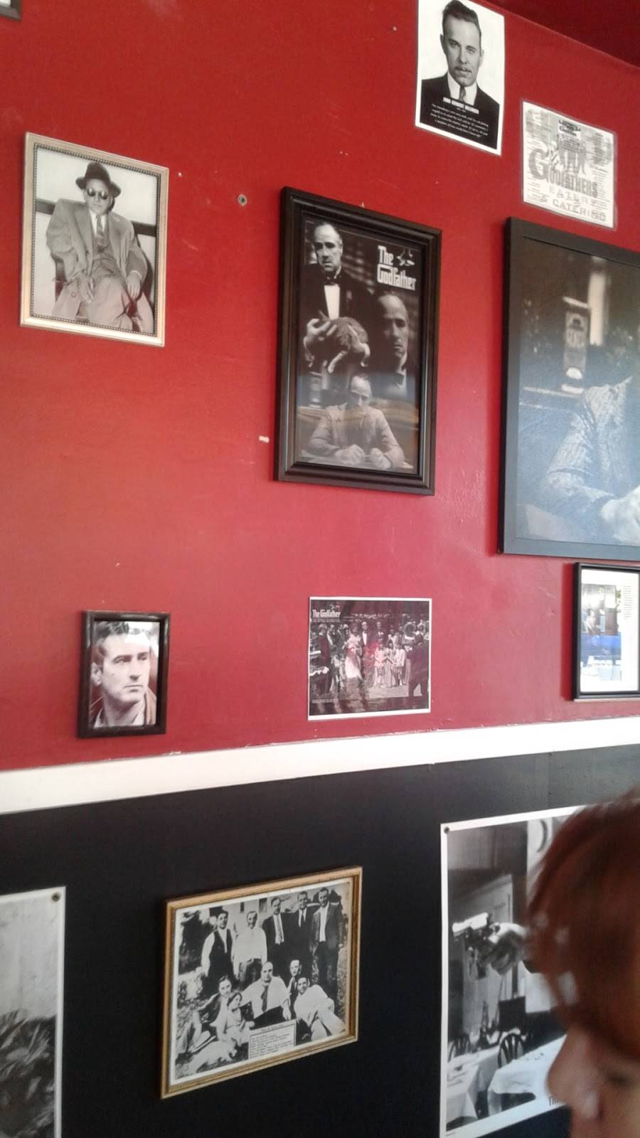 Godfathers Eatery | restaurant | 301 S State St, Lockport, IL 60441, USA | 8155244615 OR +1 815-524-4615