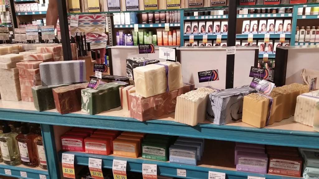 Naked Lunch | restaurant | 711 W 40th St #163, Baltimore, MD 21211, USA | 6672192500 OR +1 667-219-2500