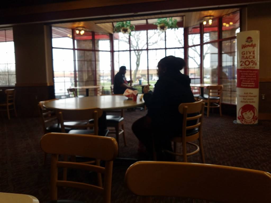 Wendys | restaurant | 9133 N Deerwood Dr, Brown Deer, WI 53223, USA | 4143659443 OR +1 414-365-9443