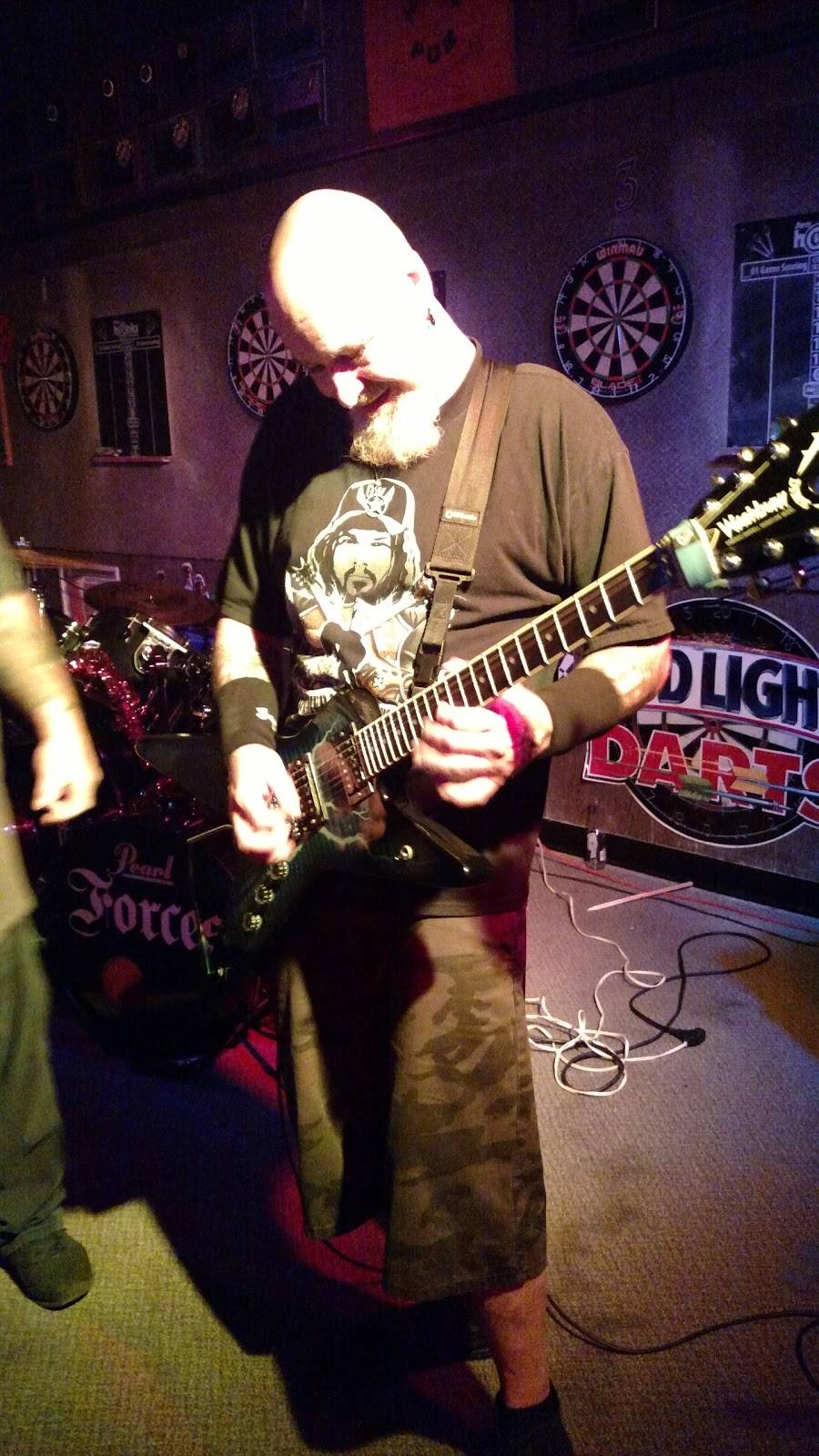 Hanks Pub & Patio | restaurant | 2529 Patterson Rd, Dayton, OH 45420, USA | 9372547527 OR +1 937-254-7527