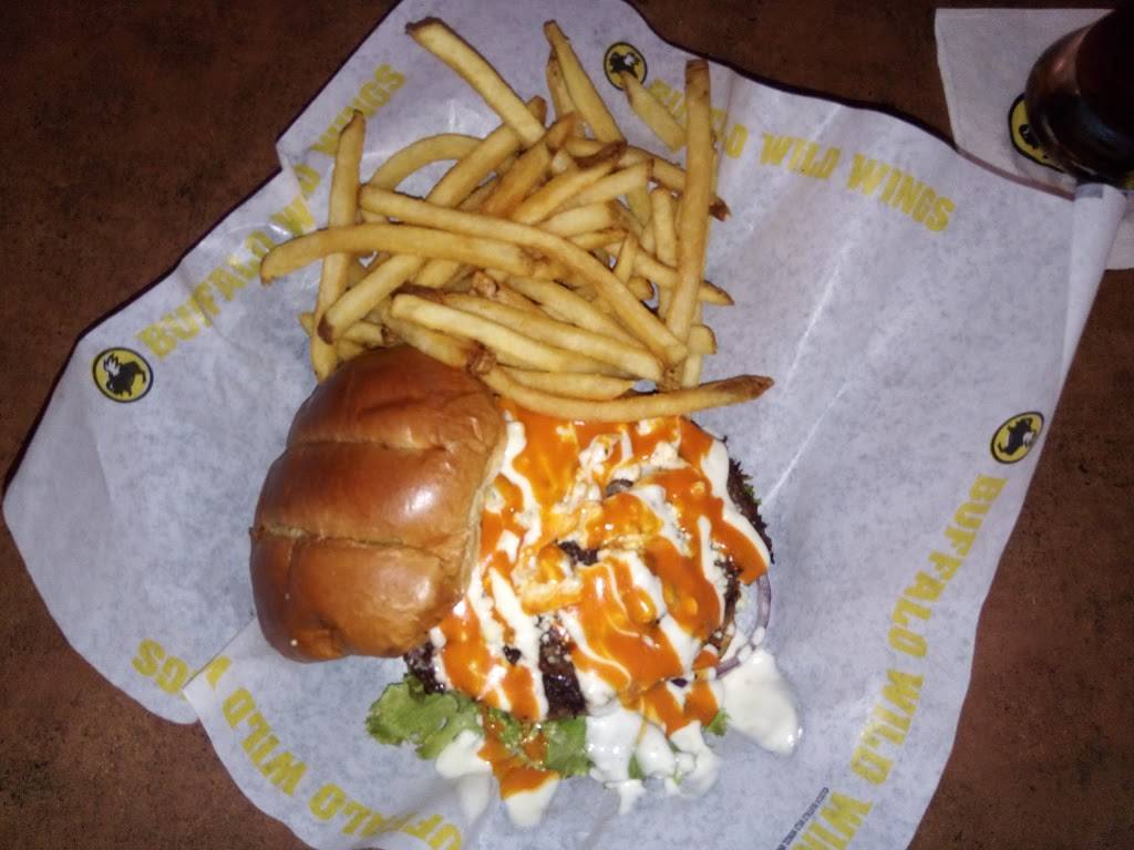 Buffalo Wild Wings | restaurant | 1400 TX-288 Loop Suite 110, Denton, TX 76205, USA | 9403870924 OR +1 940-387-0924