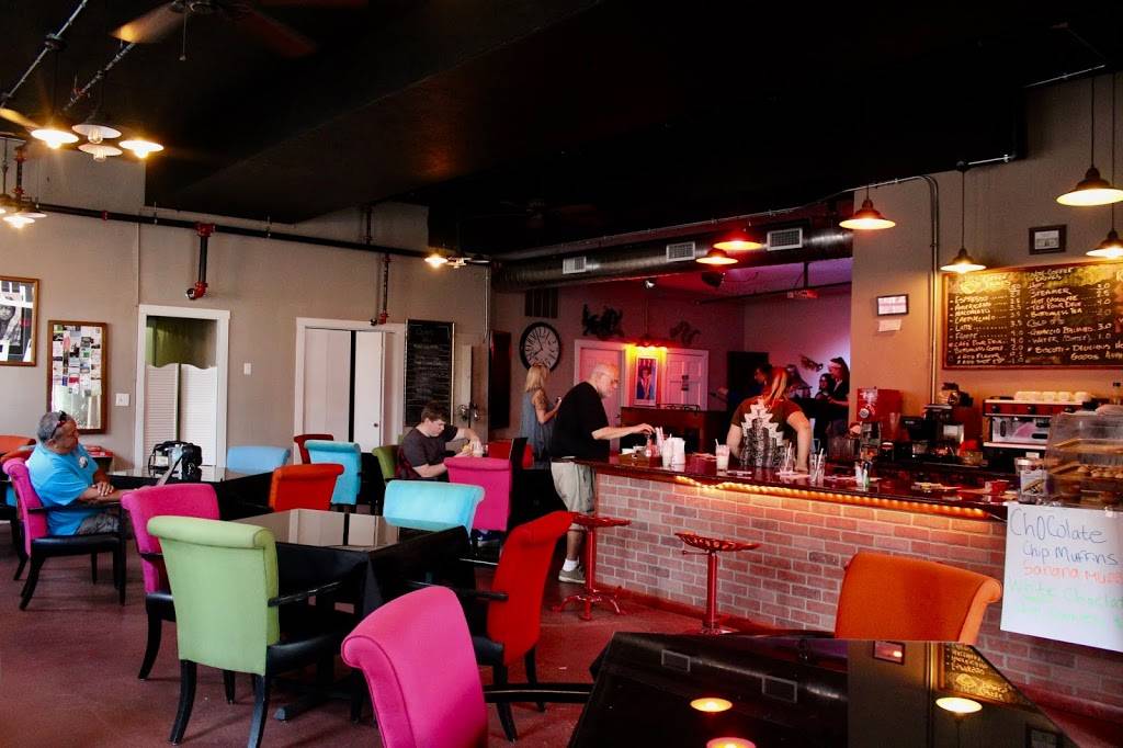 Red Brick Cafe | restaurant | 8952 1st St, Baroda, MI 49101, USA | 2693267061 OR +1 269-326-7061