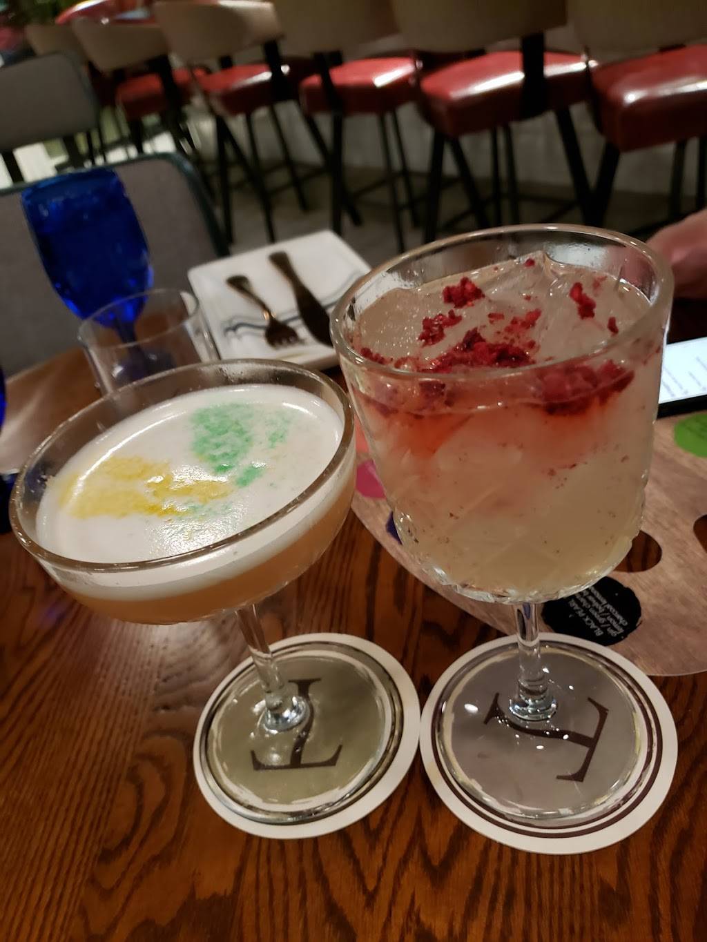 Palette Bar and Grill | restaurant | 901 E Washington Ave, Madison, WI 53703, USA | 6084558520 OR +1 608-455-8520