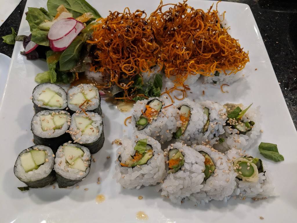 Sky Sushi | restaurant | 3907 Park Dr #125, El Dorado Hills, CA 95762, USA | 9169416310 OR +1 916-941-6310