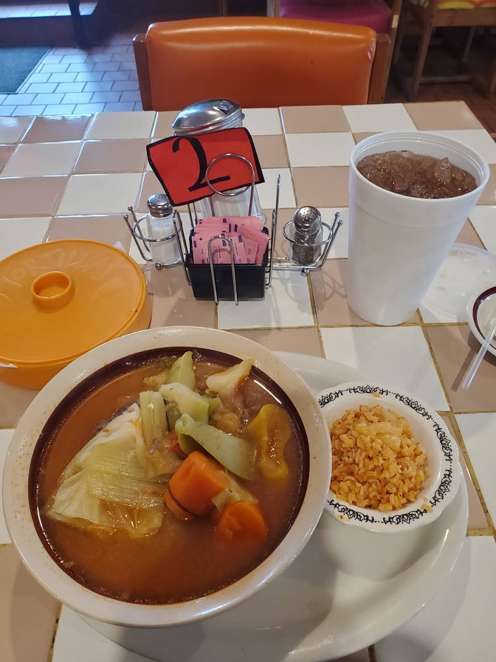 Fernandez Mexican Restaurant | restaurant | 2116 Guadalupe St, San Antonio, TX 78207, USA | 2109431881 OR +1 210-943-1881