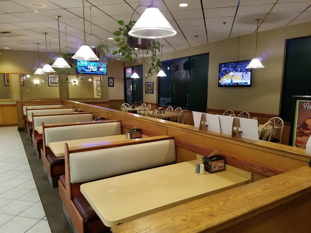 Round Table Pizza | meal delivery | 375 Old Hwy 65, Lincoln, CA 95648, USA | 9164080447 OR +1 916-408-0447