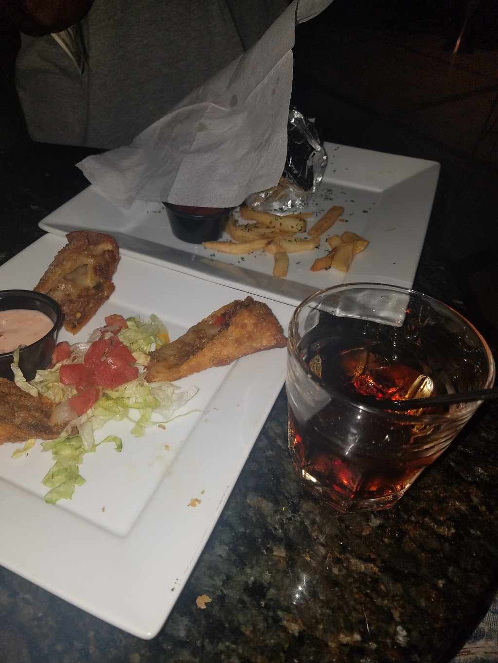 Escape Restaurant and Lounge | restaurant | Lauderhill, FL 33311, USA | 9549074377 OR +1 954-907-4377