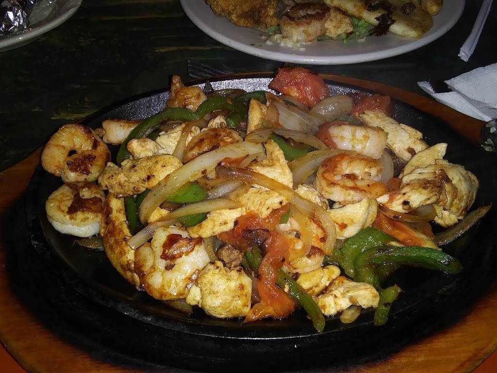 El Cantarito Mexican Restaurant | restaurant | 1011 N Roane St, Harriman, TN 37748, USA | 8655900369 OR +1 865-590-0369