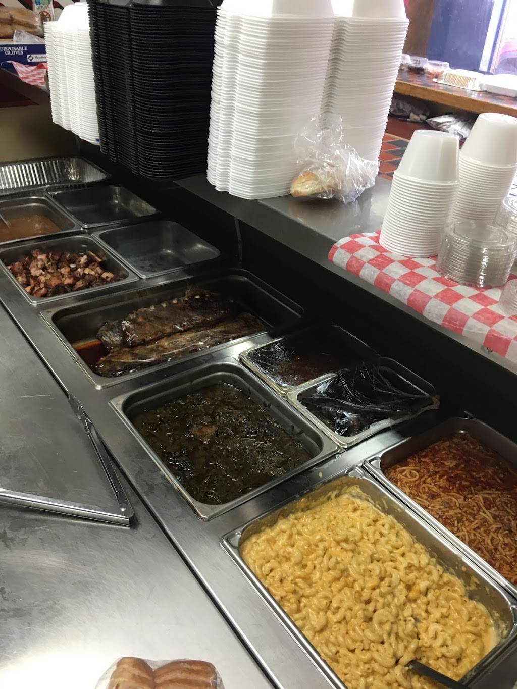 Holy Smokes BBQ | restaurant | 5908 N 76th St, Milwaukee, WI 53218, USA | 4142521898 OR +1 414-252-1898