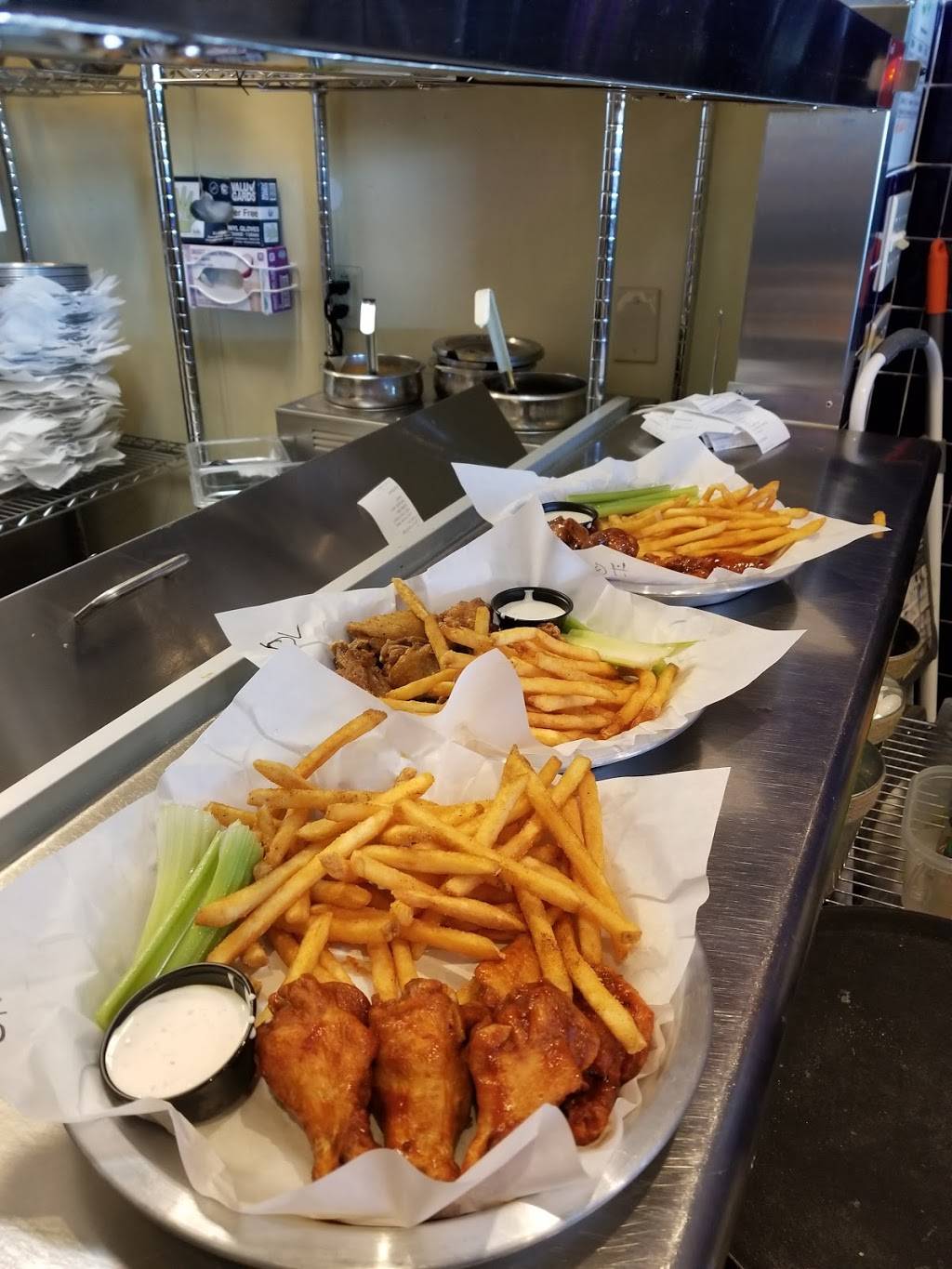 Wicked Wing Pub | restaurant | 5636 N Tarrant Pkwy #120, Fort Worth, TX 76244, USA | 6825930089 OR +1 682-593-0089