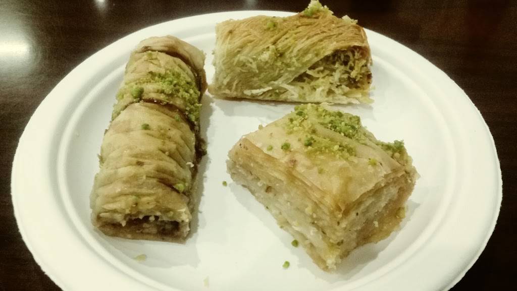 Tuts Grill | restaurant | 12114 Washington Blvd, Los Angeles, CA 90066, USA | 4242898605 OR +1 424-289-8605