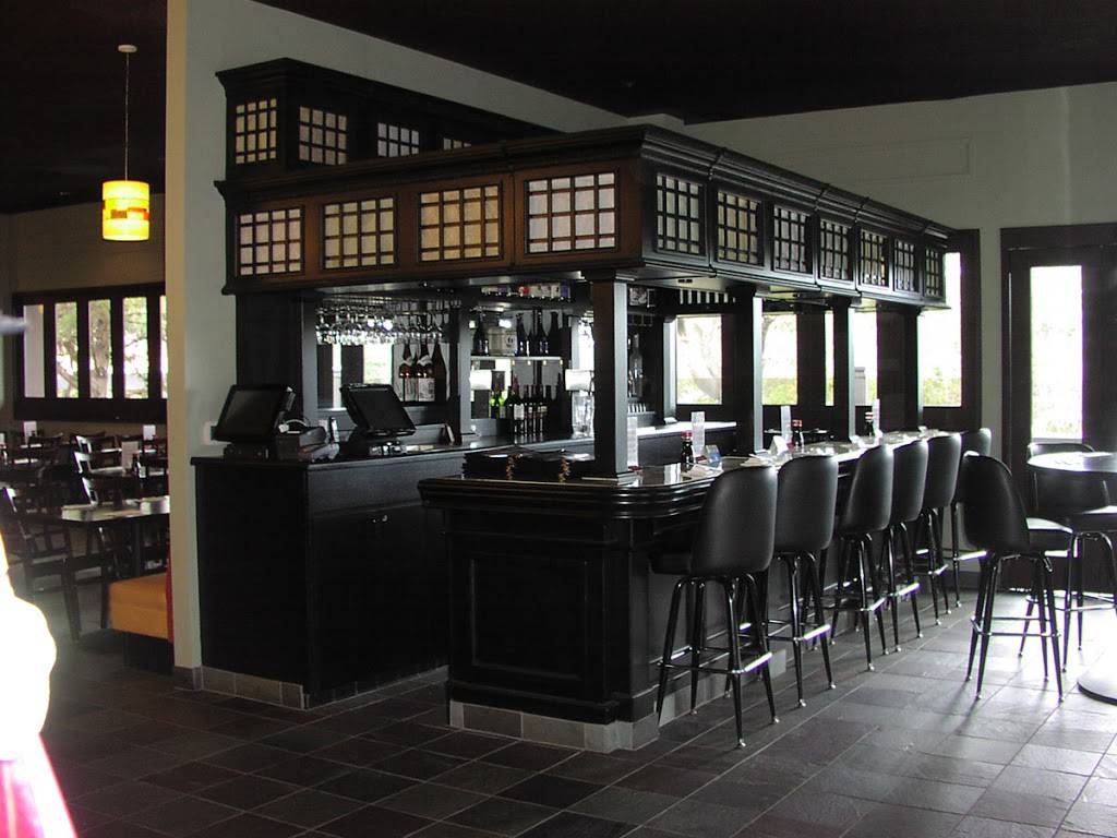 Yama Sushi Bar & Restaurant | restaurant | 1290 Del Monte Center, Monterey, CA 93940, USA | 8316469262 OR +1 831-646-9262