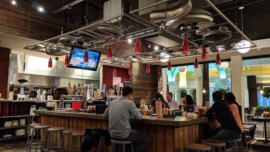 B Spot Burgers - Eton | restaurant | 28699 Chagrin Blvd, Woodmere, OH 44122, USA | 2162925567 OR +1 216-292-5567