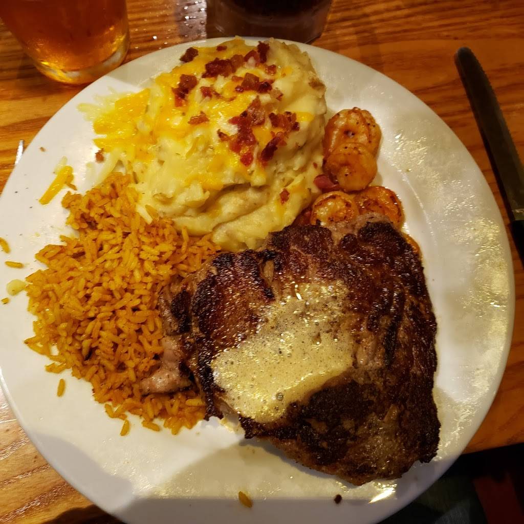 Chilis Grill & Bar | restaurant | 1734 W, W Pinhook Rd, Lafayette, LA 70508, USA | 3372356570 OR +1 337-235-6570