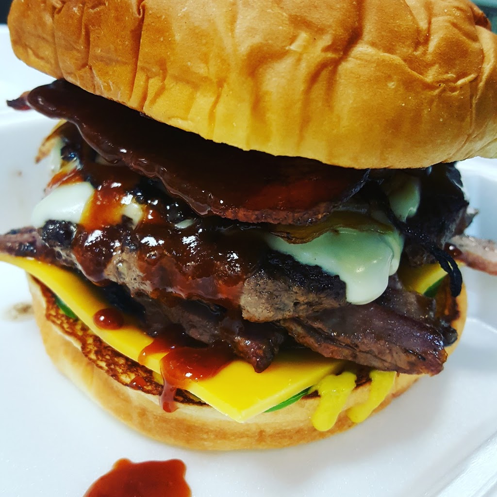 Butchs Bistro & BBQ | restaurant | 13118 Sorrento Rd, Pensacola, FL 32507, USA | 8504920007 OR +1 850-492-0007