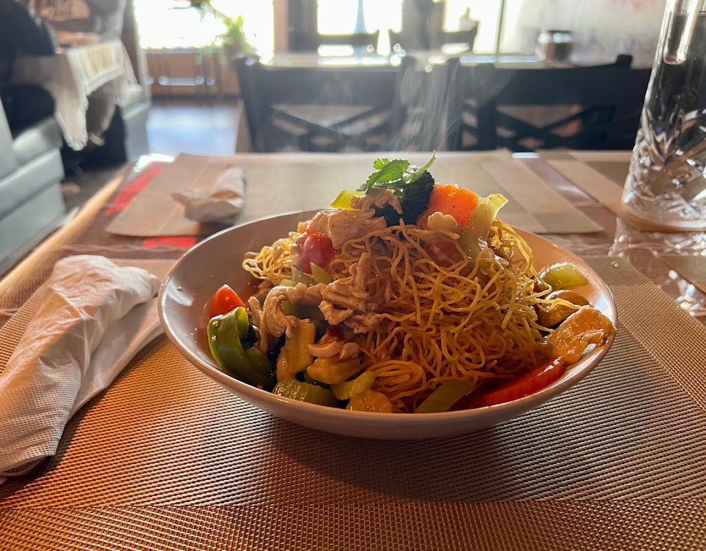 Thai Lom Cuisine | restaurant | 145 W Benson St, Cincinnati, OH 45215, USA | 5134294367 OR +1 513-429-4367